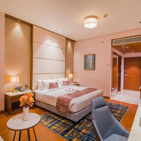 The Maple Hotel Bhopal Exterior photo